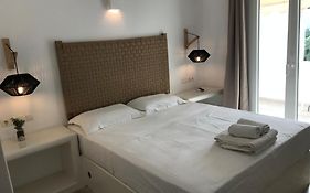 Vassiliki Rooms