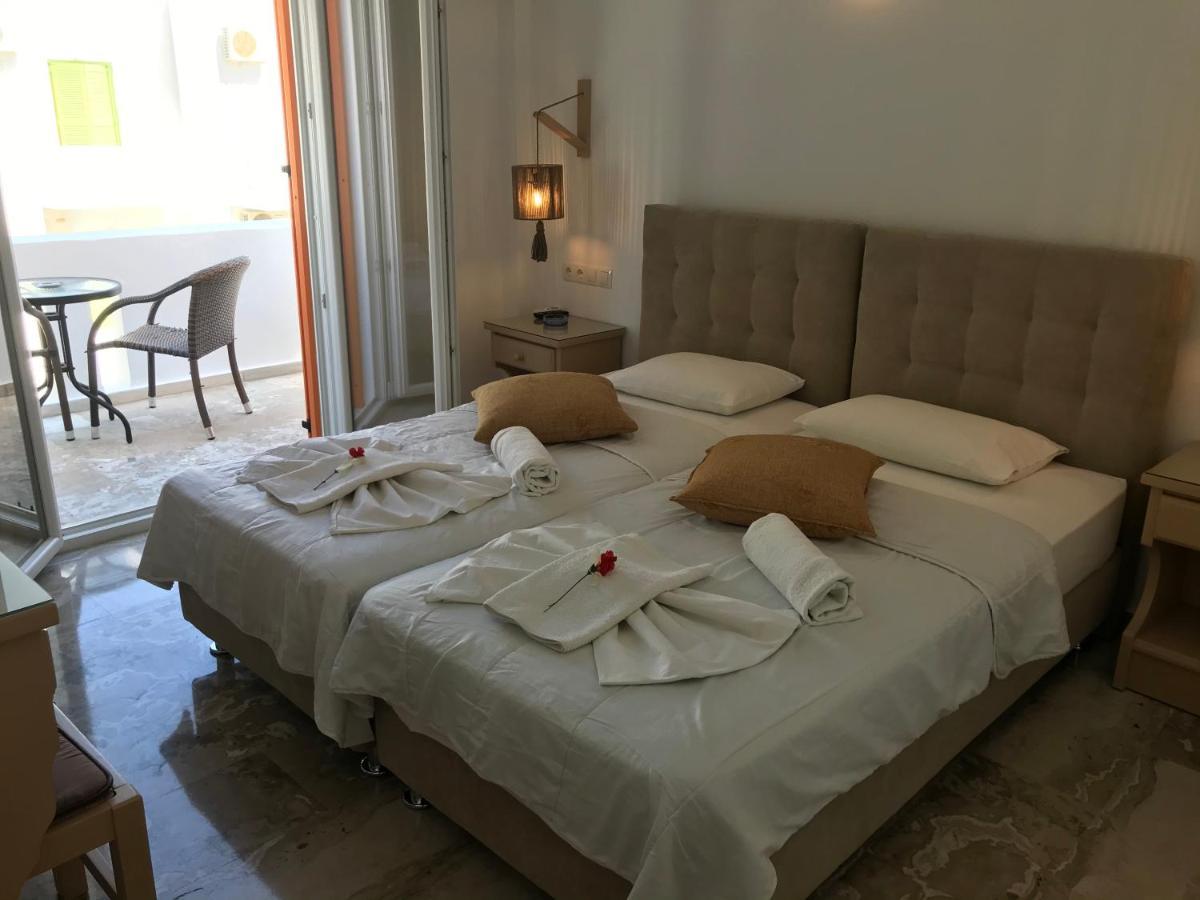 Vassiliki Rooms Paro Esterno foto