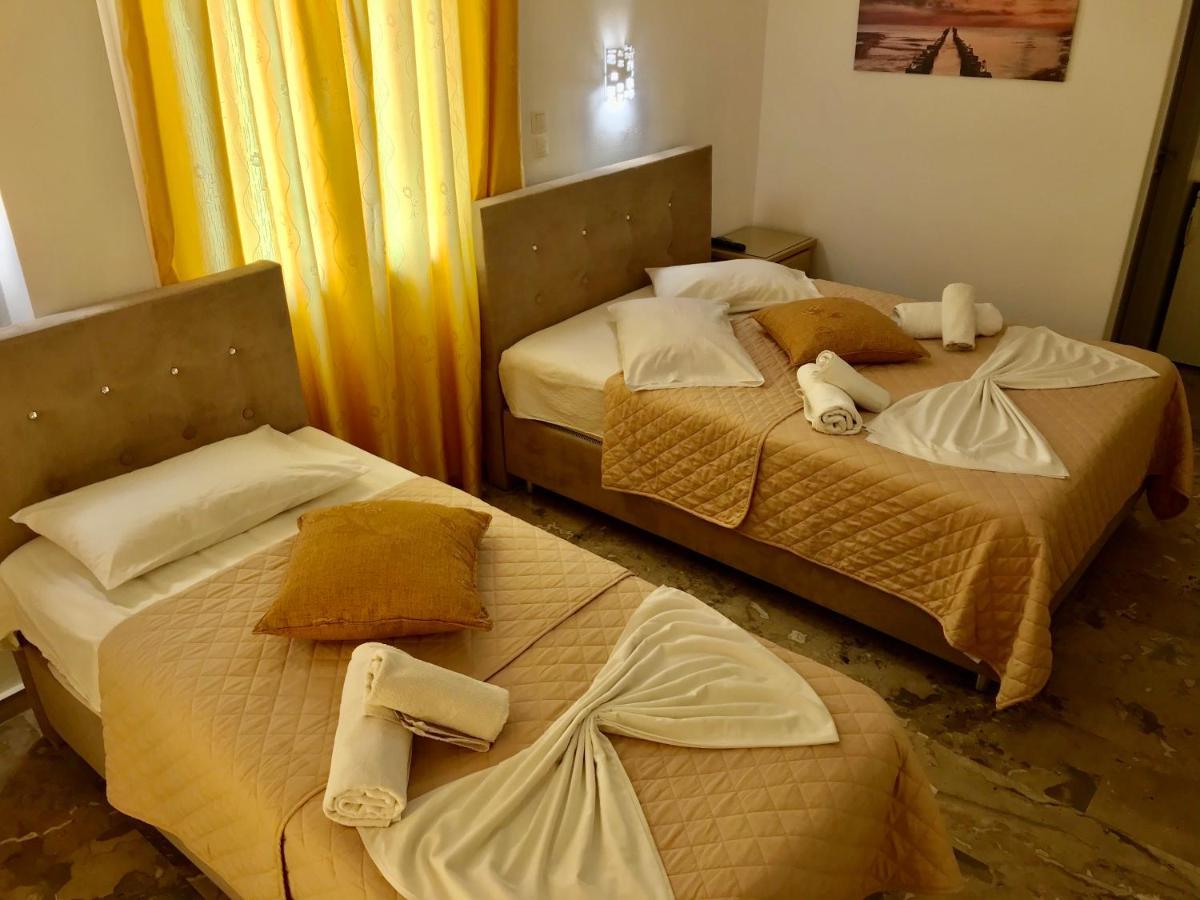 Vassiliki Rooms Paro Esterno foto